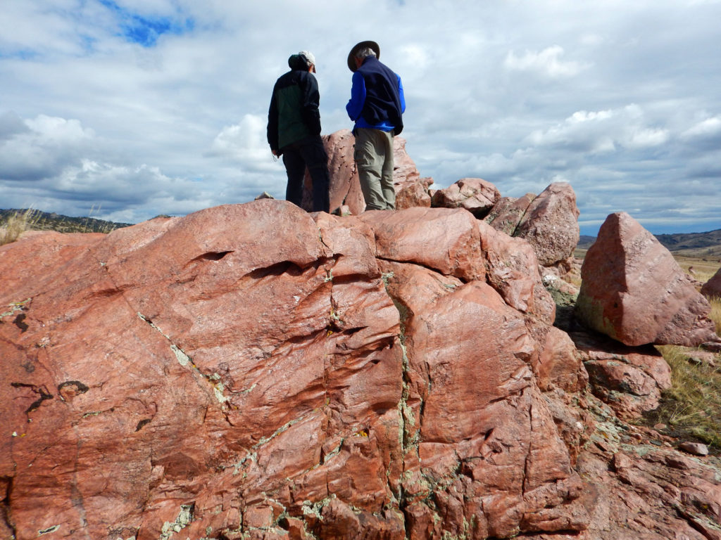 Polished boulders of Precambrian granite are found in the Garrett paleovalley which now lies in the drainage area of the North Laramie River. Wyoming is known for wind and these boulders certainly attest to that.